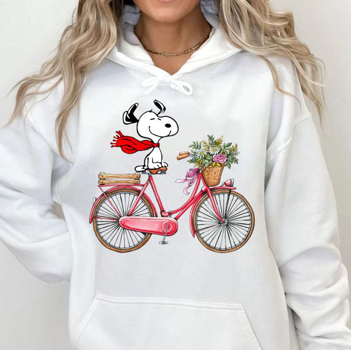 Snoopy and bicycle t-shirt hoodie