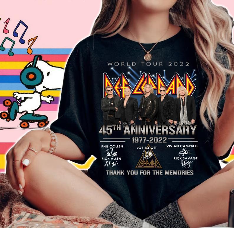45th Def Leppard Shirt, World Tour 2022 Def Leppard 45th Anniversary 1977 2022 Signatures Thank You For The Memories t-shirt woman shirt