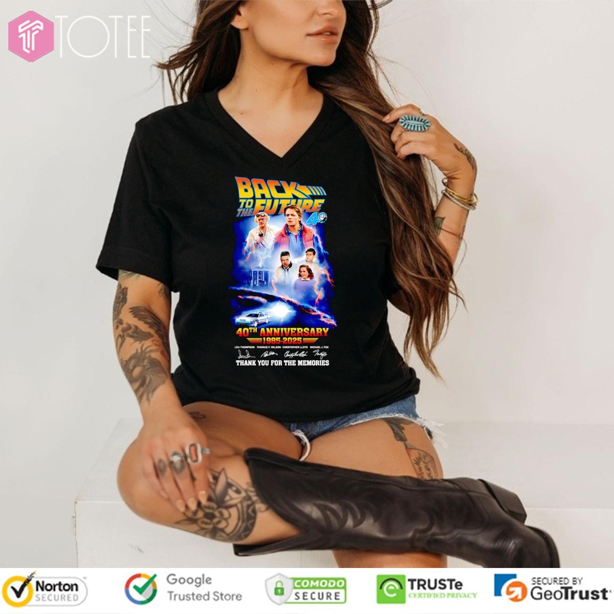 40Th Anniversary 1985-2025 Back To The Future Signatures V-neck