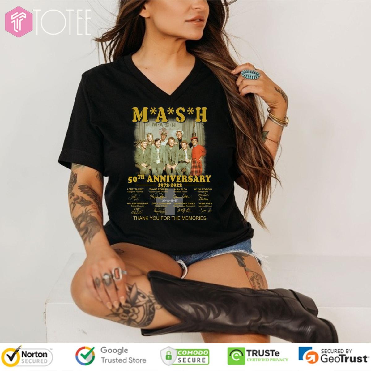 Mash 50Th Anniversary 1972 2022 Thank You For The Memories Signatures V-neck